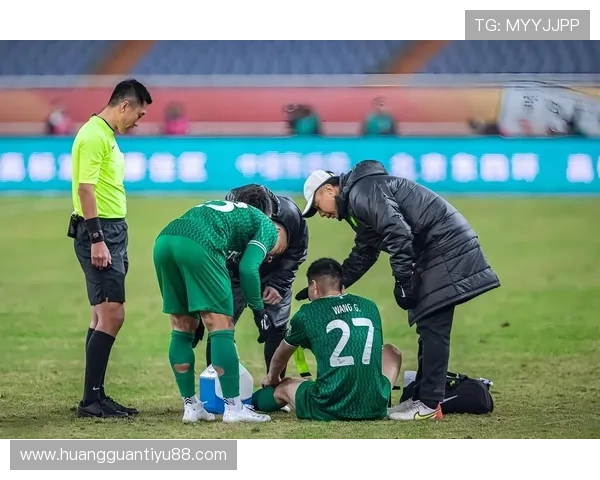 国足备战世界杯热身赛阵容出炉新星表现引发球迷热议